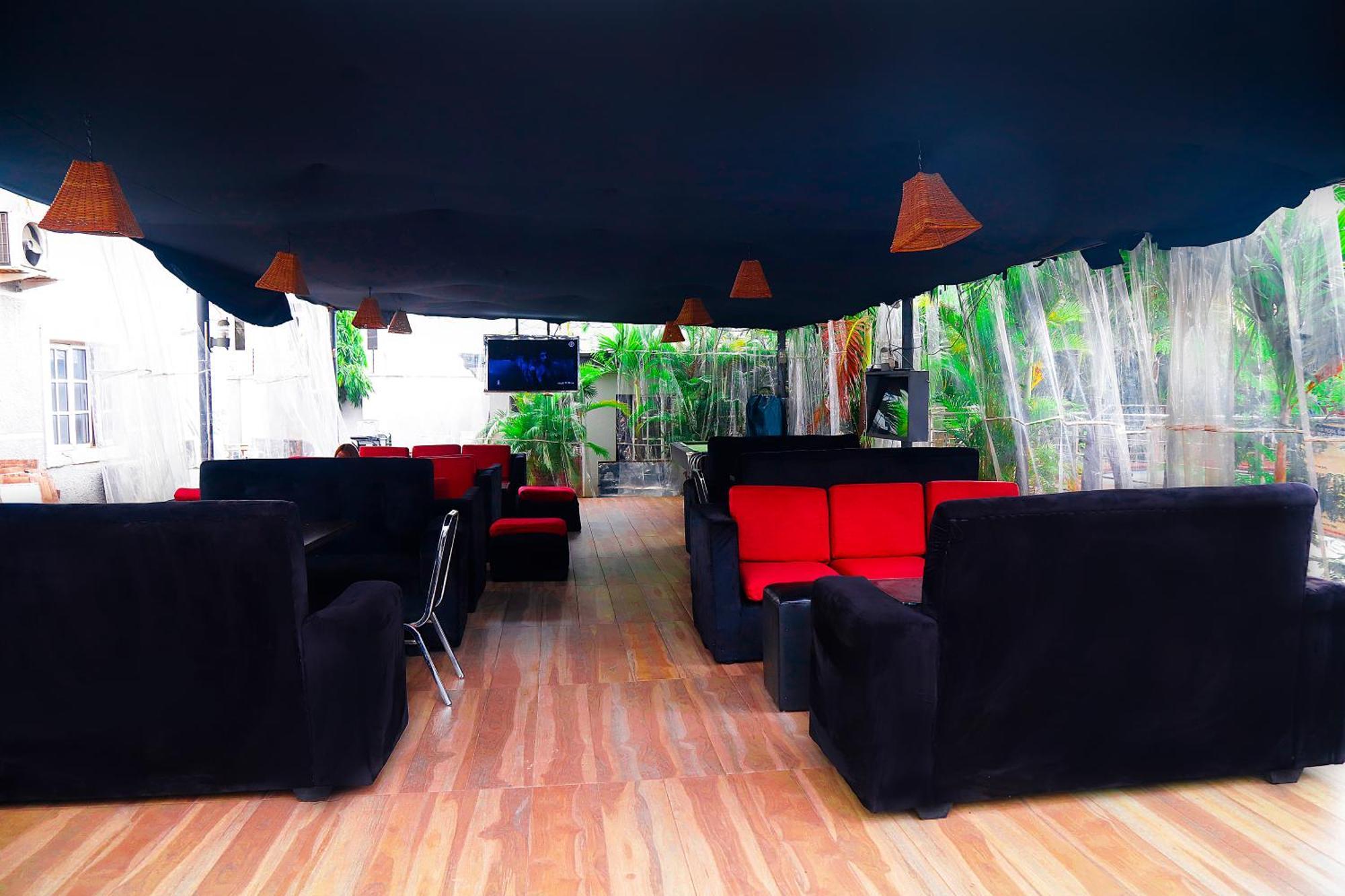 Western Dreams Hotel Abuja Exteriör bild