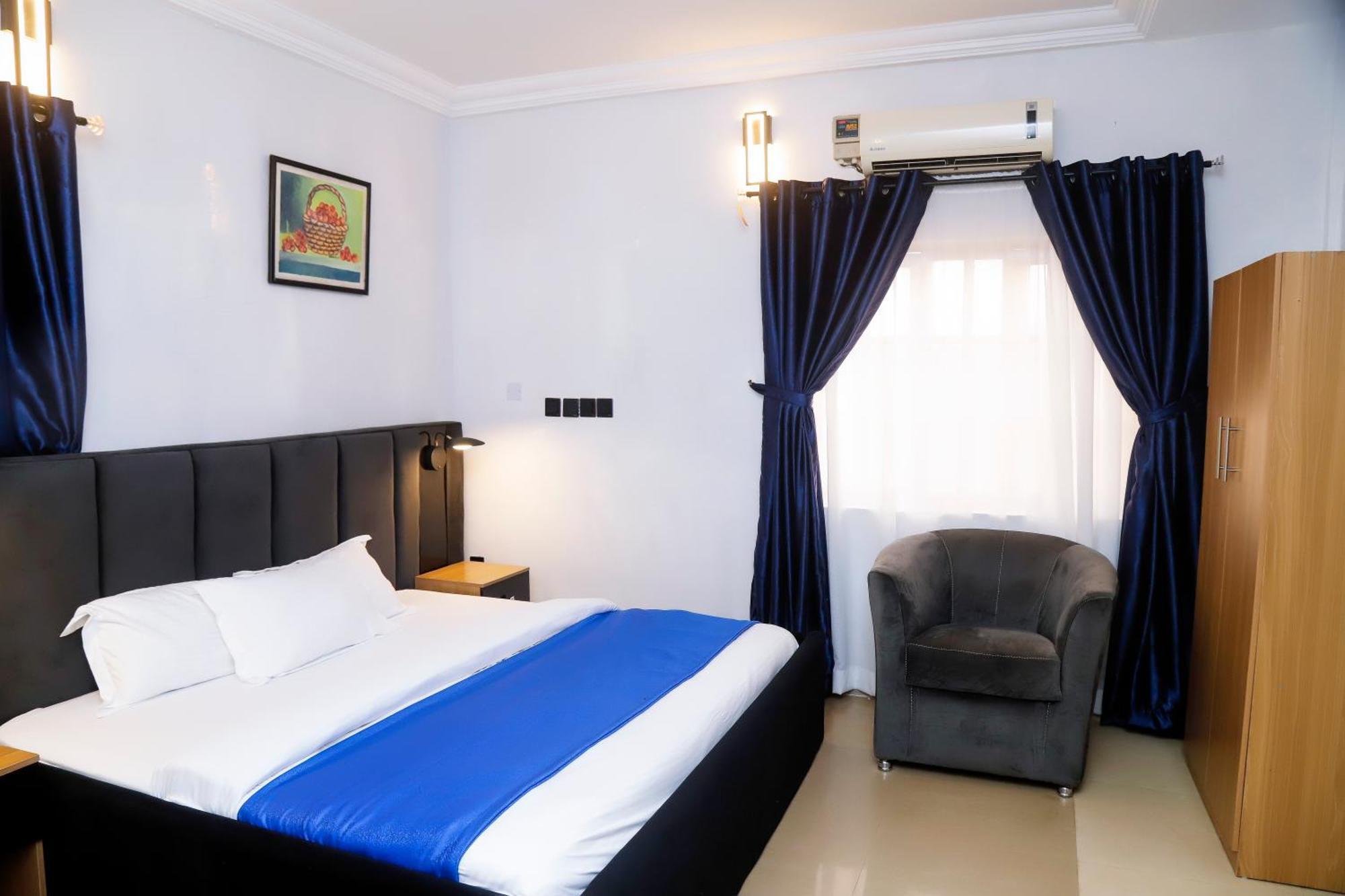Western Dreams Hotel Abuja Exteriör bild