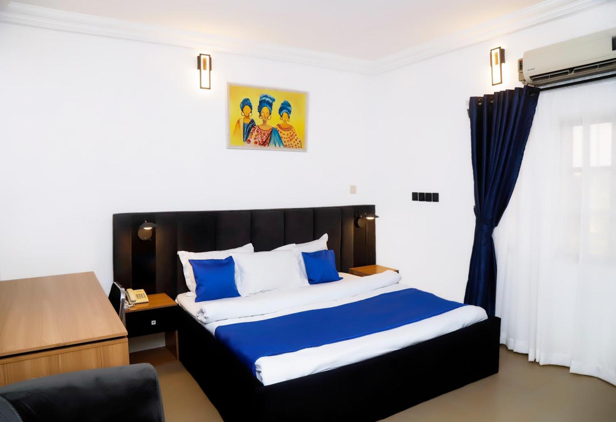 Western Dreams Hotel Abuja Exteriör bild
