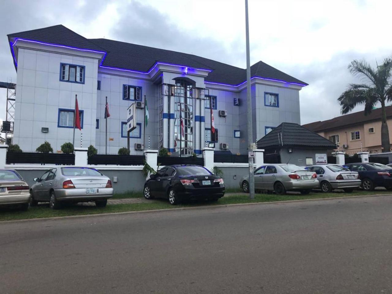 Western Dreams Hotel Abuja Exteriör bild