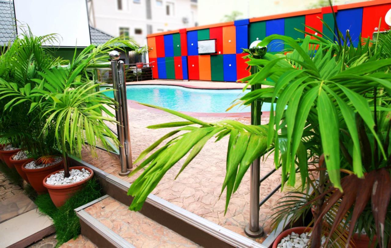 Western Dreams Hotel Abuja Exteriör bild
